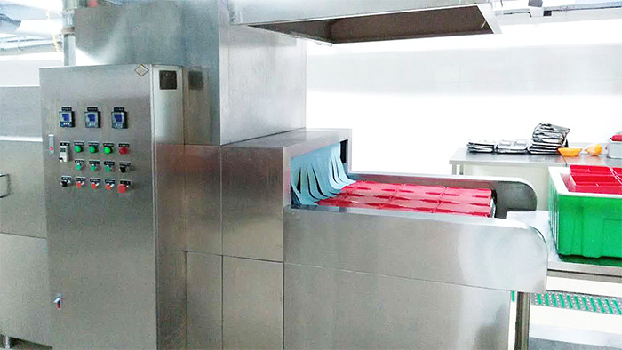 翔鷹自動洗碗機設計融合了現代科技及豐富的生產經驗